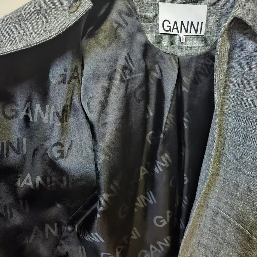 [BUNJANG] GANNI Tweed Wool Jacket / 55) 가니 GANNI 트위드 울 자켓