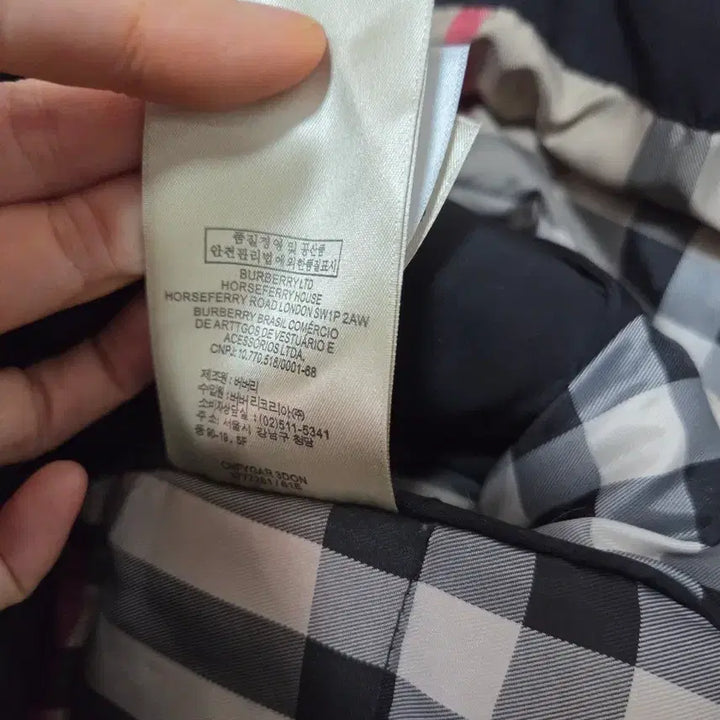 [BUNJANG] 정품 버버리 블랙 벨티드 패딩 코트 / 정품 버버리 블랙 벨티드 패딩 코트