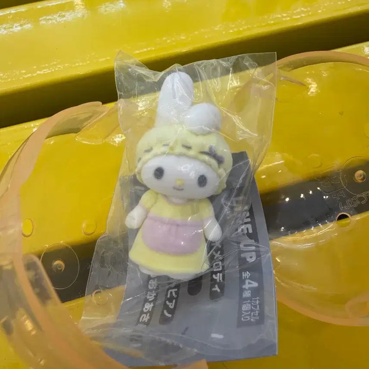[BUNJANG] My Melody Mother Netflix Figure / 마이멜로디 엄마 넷플릭스 피규어 플로키