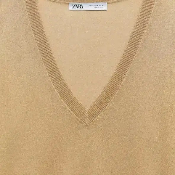 [BUNJANG] ZARA V-Neck Knit Sweater - Gold, M / zara 자라 브이넥 니트 - 골드, M(66)