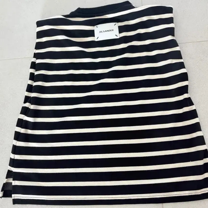[BUNJANG] Jil Sander Black Stripe T-shirt and Pants Set / 질샌더 블랙 스트라이프 티셔츠 바지 세트