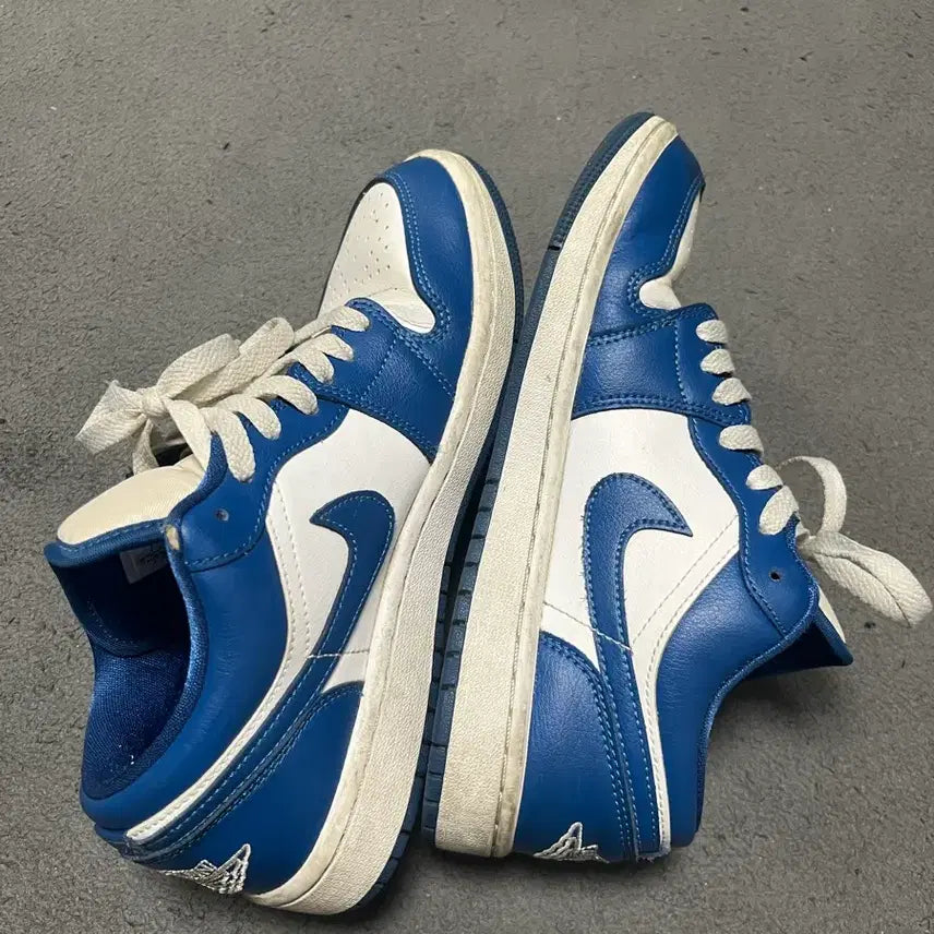 [BUNJANG] Nike Air Jordan 1 Low Marina Blue Sneakers / 나이키 조던 에어 조던1 로우 마리나블루