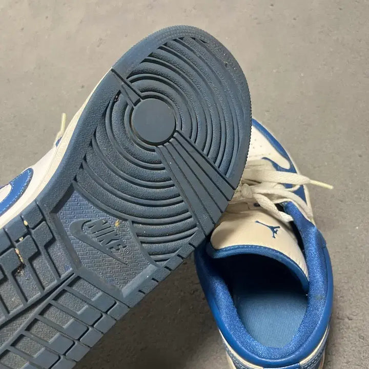 [BUNJANG] Nike Air Jordan 1 Low Marina Blue Sneakers / 나이키 조던 에어 조던1 로우 마리나블루