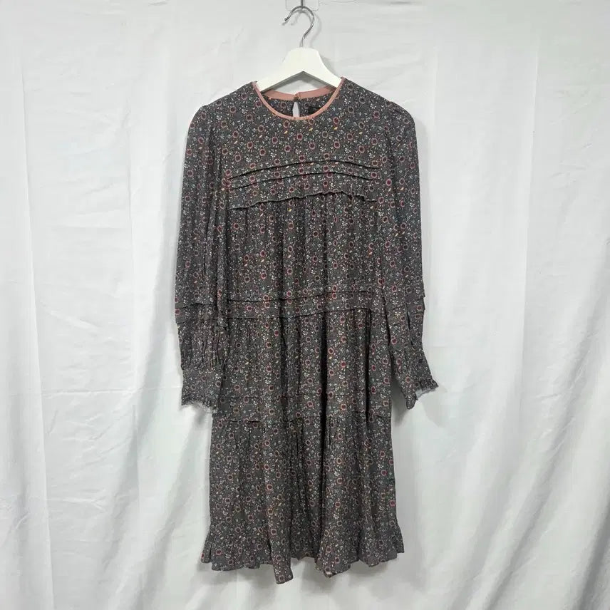 [BUNJANG] Thursday Island Shirred Mini Dress / 써스데이아일랜드 턱 변형 셔링 미니 원피스