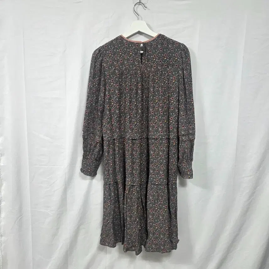 [BUNJANG] Thursday Island Shirred Mini Dress / 써스데이아일랜드 턱 변형 셔링 미니 원피스