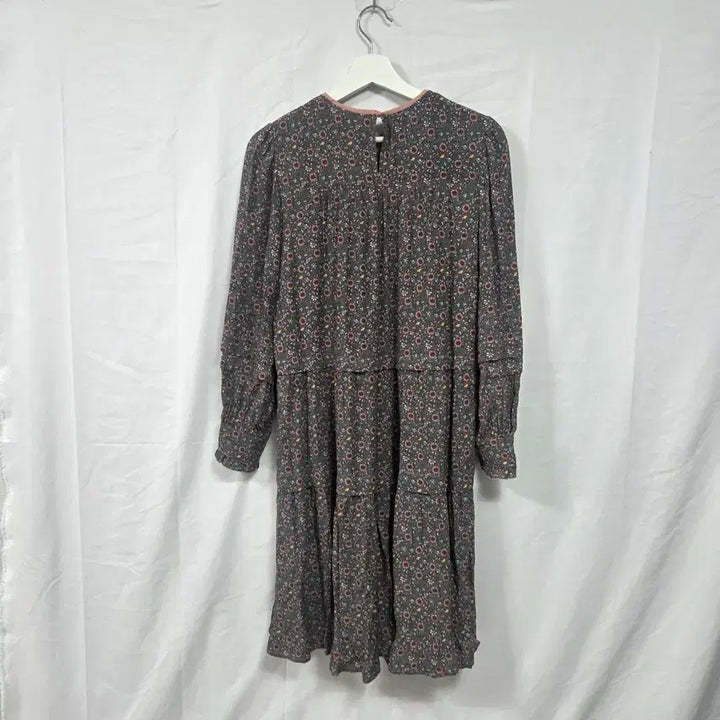 [BUNJANG] Thursday Island Shirred Mini Dress / 써스데이아일랜드 턱 변형 셔링 미니 원피스