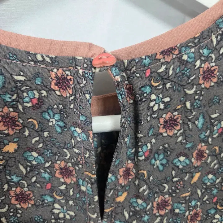 [BUNJANG] Thursday Island Shirred Mini Dress / 써스데이아일랜드 턱 변형 셔링 미니 원피스