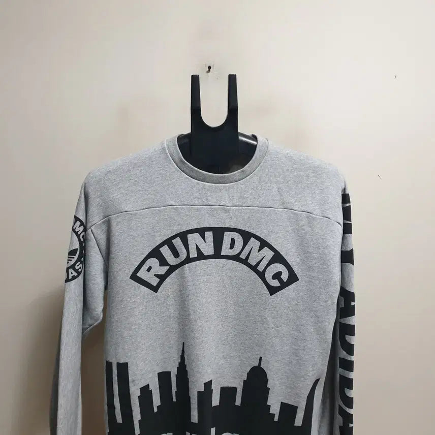 [BUNJANG] Adidas Crew Neck Sweatshirt (Size 95) / 아디다스 맨투맨라운드티셔츠/95