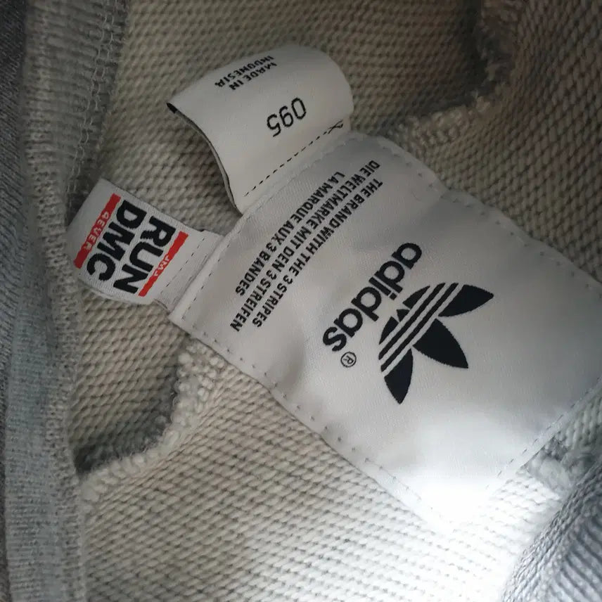 [BUNJANG] Adidas Crew Neck Sweatshirt (Size 95) / 아디다스 맨투맨라운드티셔츠/95