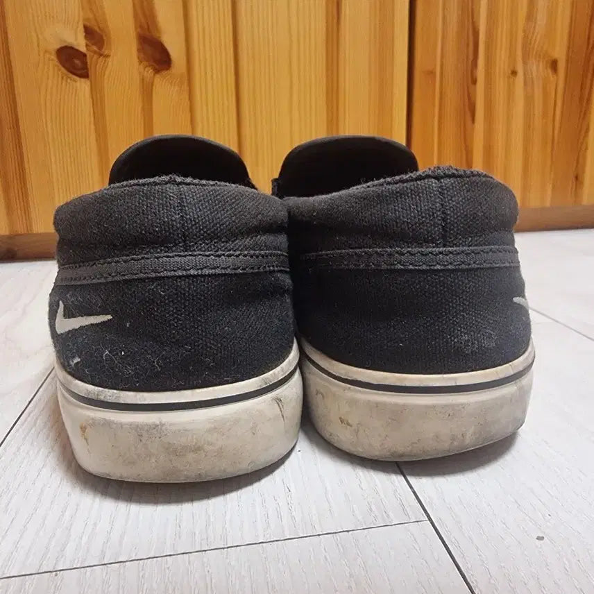[BUNJANG] Nike Slip-On Black 250 / 나이키 슬립온 블랙 250