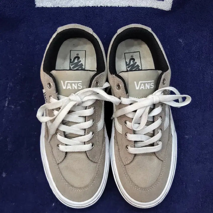 [BUNJANG] Vans Skate Shoes Beige Sneakers 240mm / 반스 스케이트화 베이지 운동화 240mm