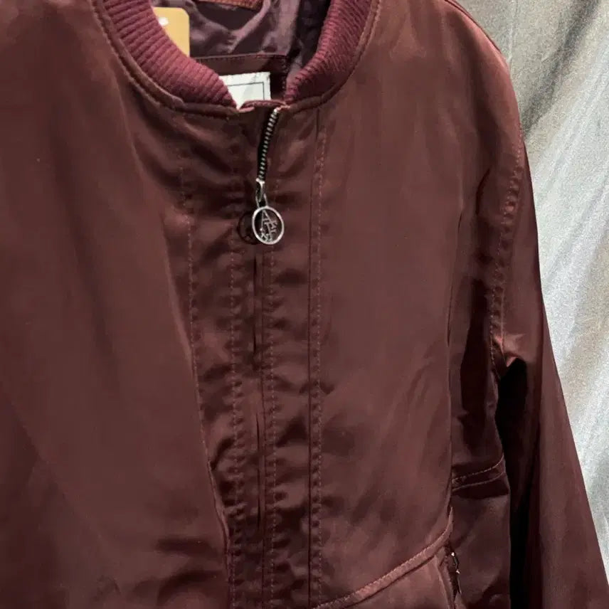 [BUNJANG] Abercrombie &amp; Fitch Burgundy Glossy Nylon Jacket / L 아베크롬비 버건디 글로시 나일론 자켓