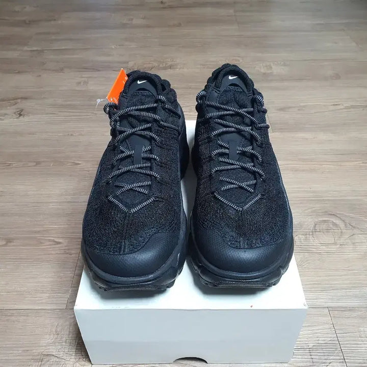 [BUNJANG] Nike Max Flyknit 260 Sneakers / (새제품)나이키 맥스 플라이니트 260