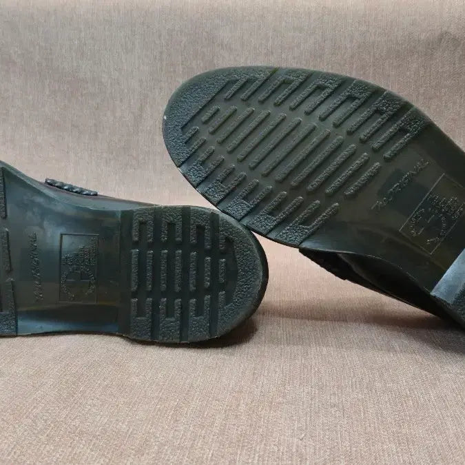 [BUNJANG] Dr. Martens Penny Loafers UK7 / 닥터마틴 일회착용  255mm- 펜톤 UK7 페니로퍼