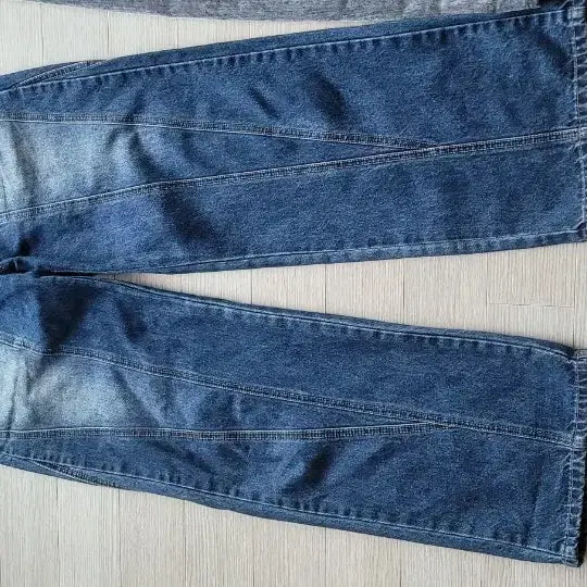 [BUNJANG] INSILENCE Barrel Fit Denim Pants / 인사일런스 배럴핏 청바지 데님팬츠