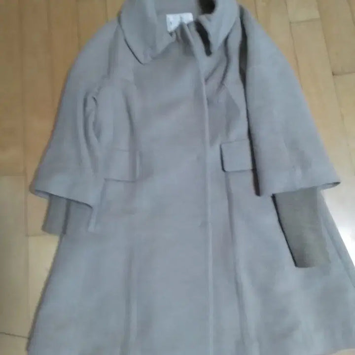[BUNJANG] GIVY Short Coat (Size 55) / 기비. 반코트(55)