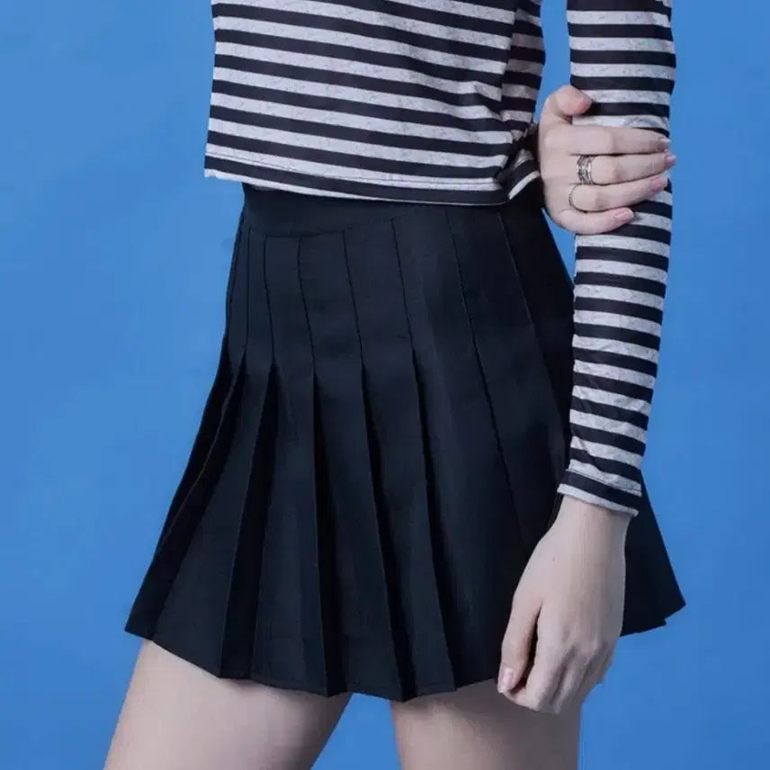 [BUNJANG] Pleated Mini Skirt with Built-in Shorts / 플리츠 속바지 내장 미니스커트 새상품