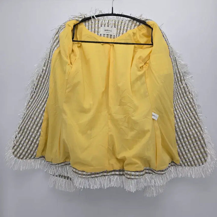 [BUNJANG] SEO SEOUL Tweed Jacket Fringe Trim 44 / SEO SEOUL 트위드 자켓 프린지 장식 44 [D40163]
