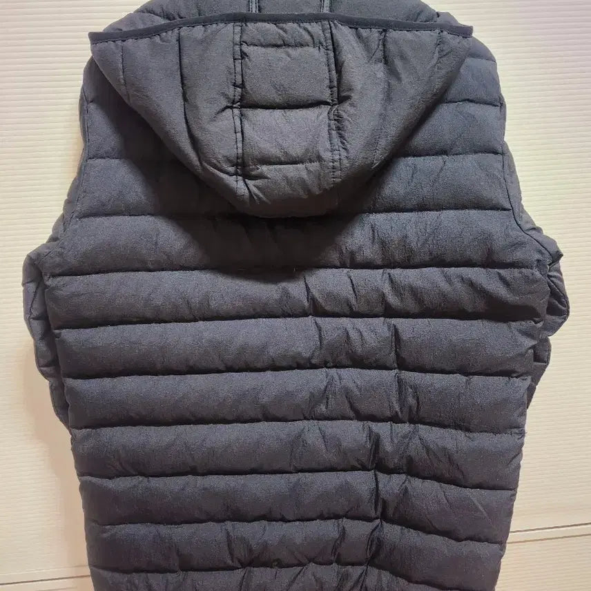 [BUNJANG] Unbranded Lightweight Hooded Padded Jacket (M) / 경량패딩 m
