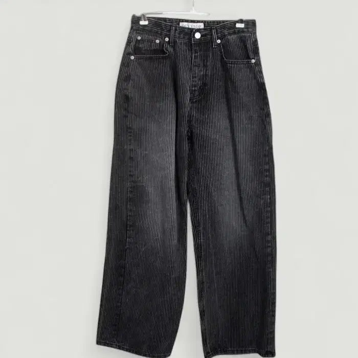[BUNJANG] Develop Dark Corduroy Semi Pants BK / 여성S / 디벨롭 다크 골덴 세미팬츠BK 26-98