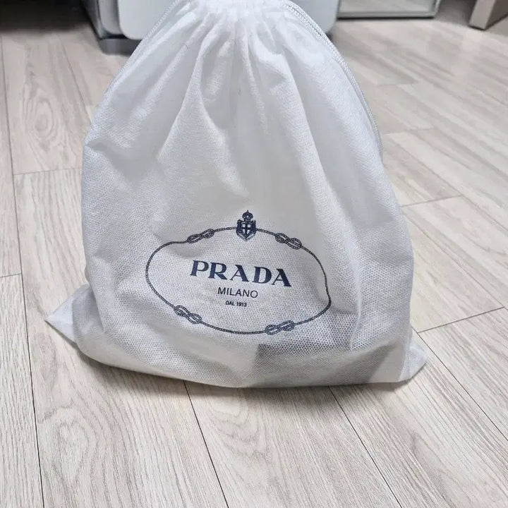[BUNJANG] Prada Chain Crossbody Bag / 프라다 체인 크로스백
