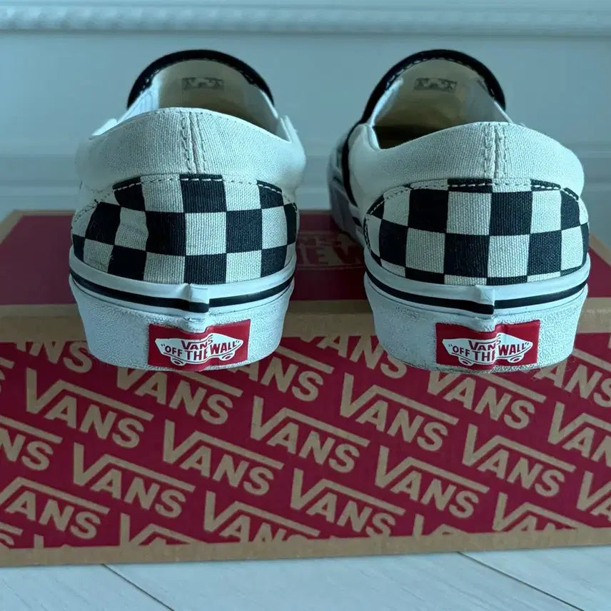 [BUNJANG] Vans Slip-On Checkerboard Sneakers (230) / 반스 슬립온 체커보드(230)