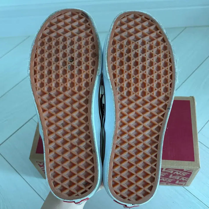 [BUNJANG] Vans Slip-On Checkerboard Sneakers (230) / 반스 슬립온 체커보드(230)