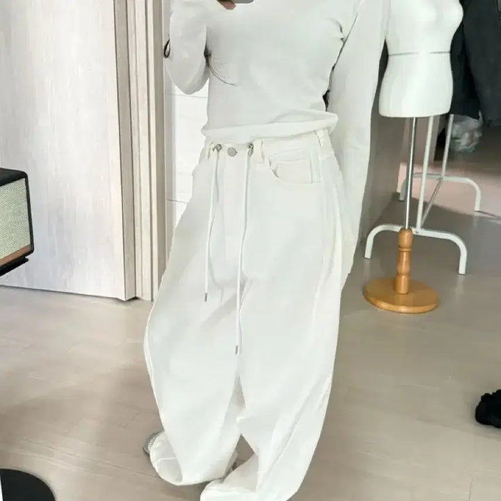 [BUNJANG] Unbranded Balloon Pants Ivory / 기모 벌룬팬츠 아이보리