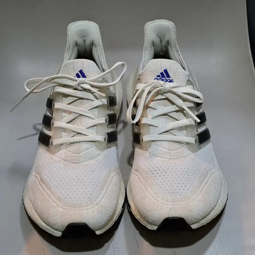 [SOLD OUT] 아디다스 울트라부스트 21 흰/베이지색 260mm