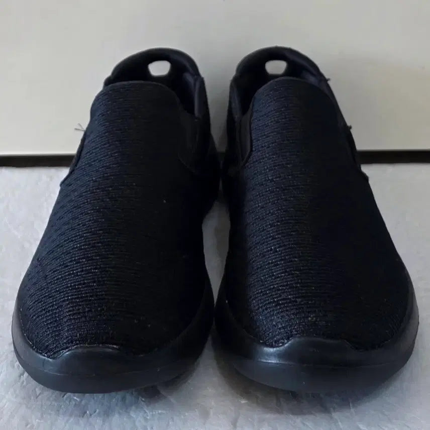 [BUNJANG] Skechers Go Walk Max 5GEN Slip-On Triple Black / [275] 스케쳐스 고워크 맥스 5GEN 슬립온 트리플블랙ㅡ단종매물최저가