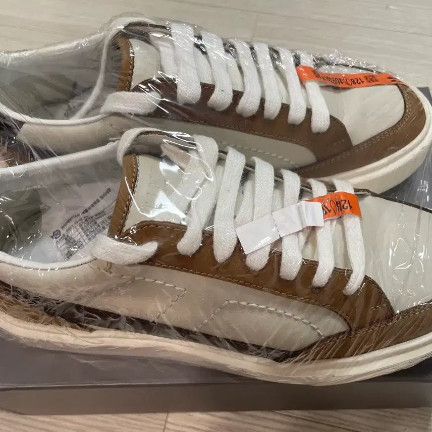 [BUNJANG] Time Homme Color Block Sneakers (22FW) 250 / 타임옴므 컬러 블록 스니커즈(22FW) 250