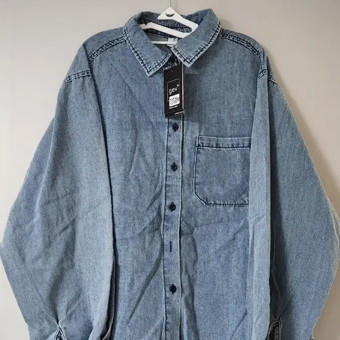 [BUNJANG] gev Denim Shirt &amp; Shorts Set / gev 데님 셔츠 + 반바지 세트 새상품