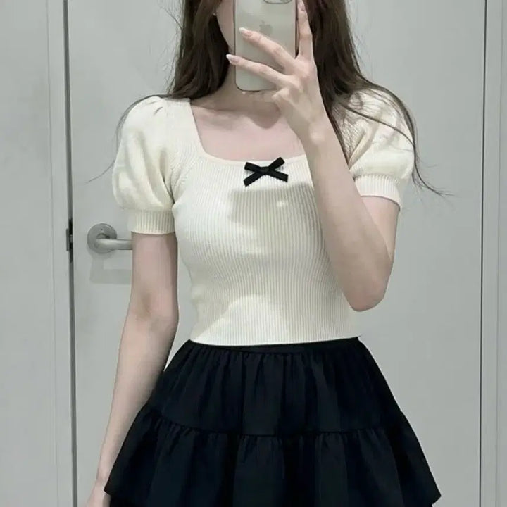 [BUNJANG] Ivory Ribbon Puff Sleeve Knit Top / 당일발송) 새상품 아이보리 리본 퍼프 반팔 니트