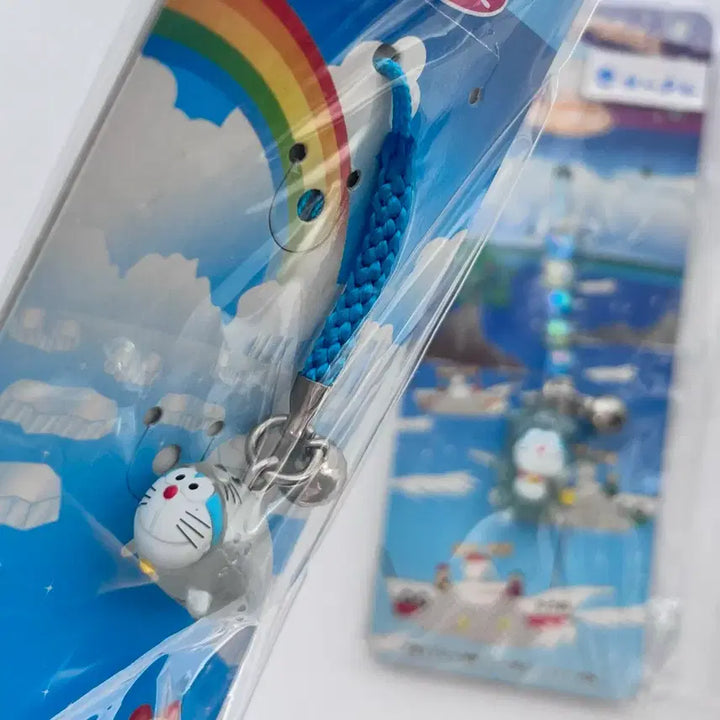 [SOLD OUT] [일본정품] 고전 도라에몽 겨울 오징어 물개 보드 스트랩 키링 지역한정