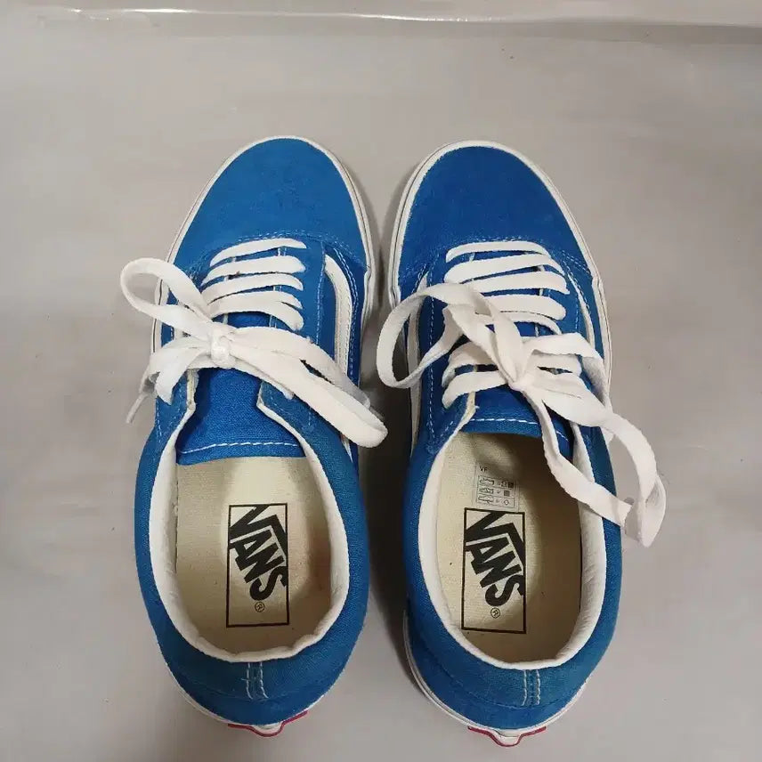 [BUNJANG] Vans Old Skool Core Classic Blue Sneakers / 반스올드스쿨 코어클래식 블루 245