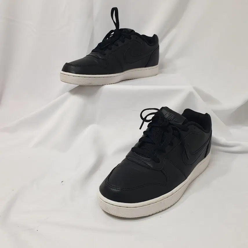 [SOLD OUT] 빈티지하서 255 나이키 에버논 로우 스니커즈