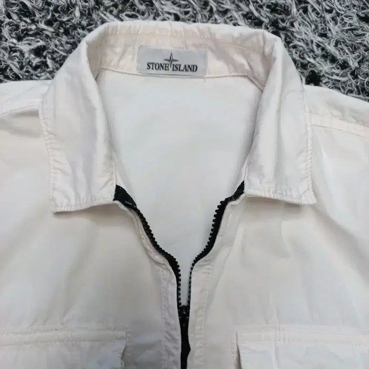 [BUNJANG] Stone Island Windbreaker Jacket (L) / 스톤아일랜드 바람막이 롯백본점 한글택 정품!남자L사이즈100~105!