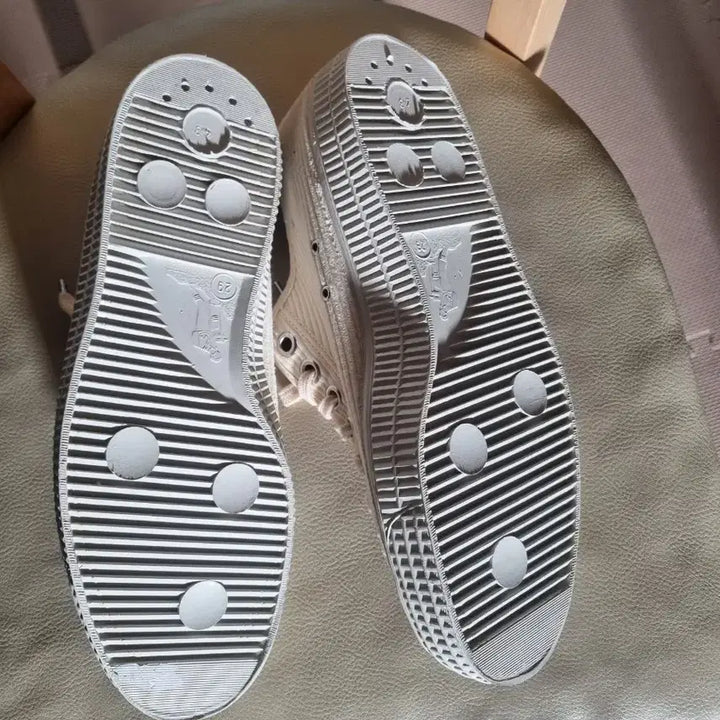 [BUNJANG] Novesta Star Master Corduroy Sneakers / 노베스타 스타마스터 코듀로이 스니커즈 280, 43사이즈