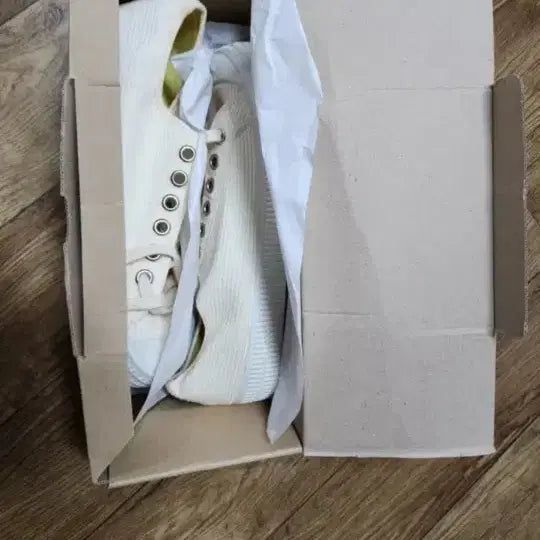 [BUNJANG] Novesta Star Master Corduroy Sneakers / 노베스타 스타마스터 코듀로이 스니커즈 280, 43사이즈