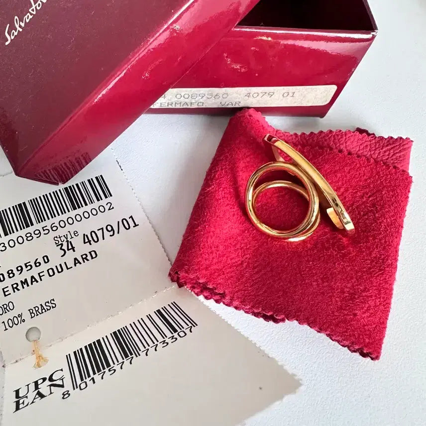 [BUNJANG] Ferragamo Gold Scarf Ring / (정품-빈티지)페라가모 금장 스카프링
