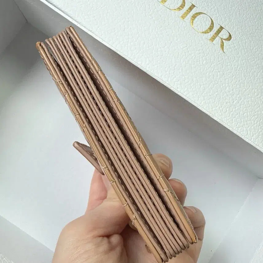[BUNJANG] Dior Patent Accordion Cardholder / 디올 페이던트 아코디언 카드지갑