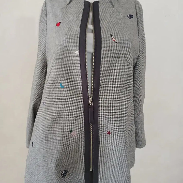 [BUNJANG] KKUMIM Embroidered Point Jacket / KKUMIM 꾸밈 자수포인트 자켓 55