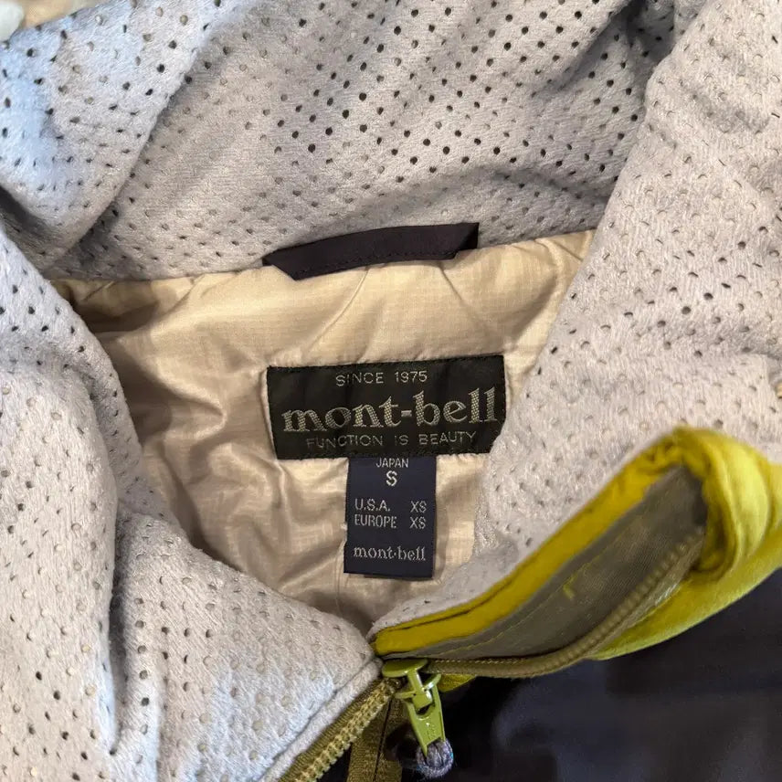 [BUNJANG] Montbell Outdoor Light Padded Jacket / Montbell 몽벨 아웃도어 라이트 패딩