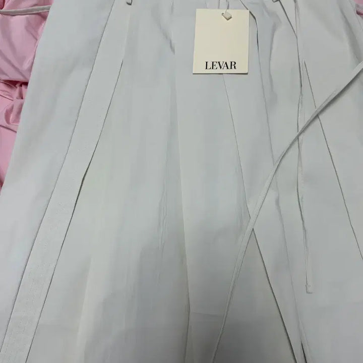 [BUNJANG] Levar Crispy Pleated Midi Skirt / (새)르바 크리스피 플리츠 미디 스커트 m sage mint