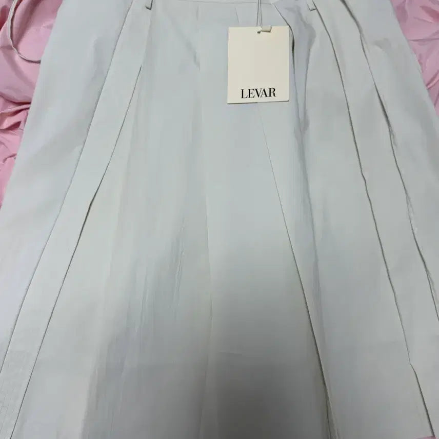 [BUNJANG] Levar Crispy Pleated Midi Skirt / (새)르바 크리스피 플리츠 미디 스커트 m sage mint
