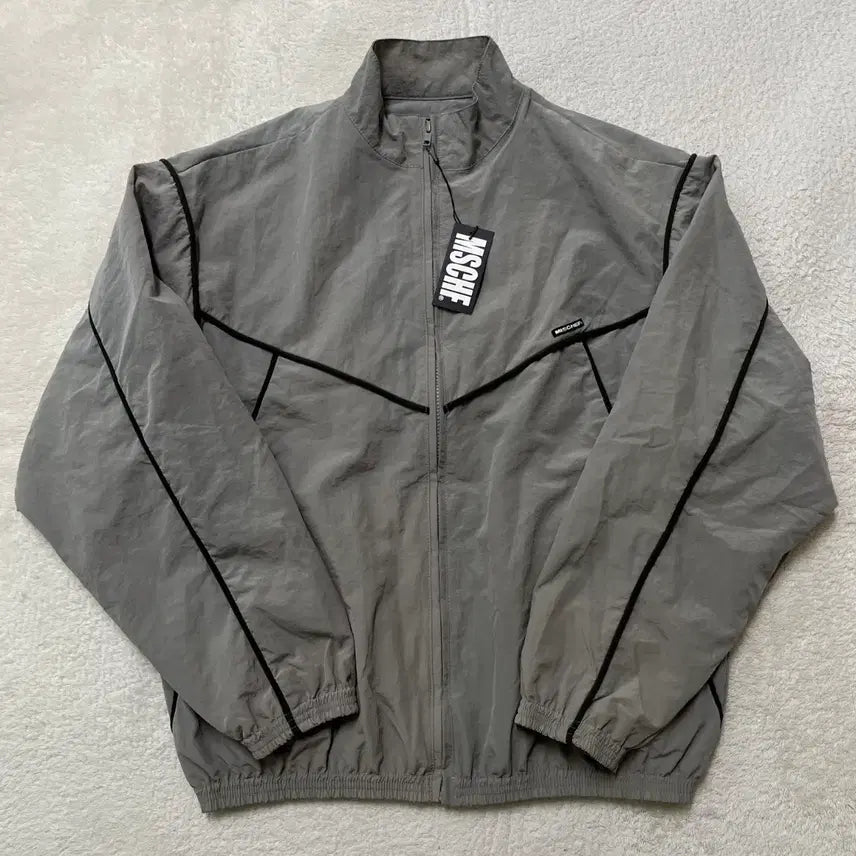 [BUNJANG] Mischief Windbreaker Jacket / 새상품 미스치프 바람막이