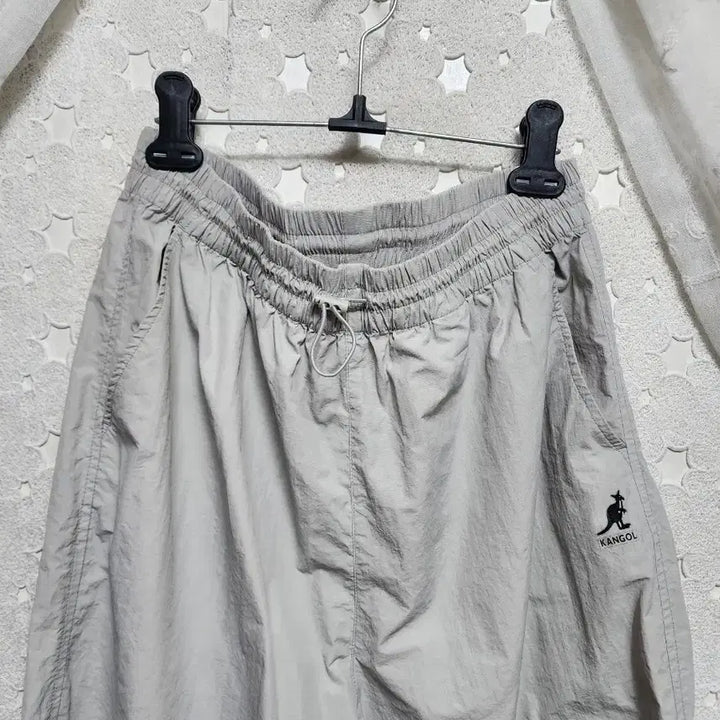 [BUNJANG] Kangol Jogger Pants (Unisex) - Size 95-100 / 캉골 우븐 조거팬츠 공용95~100