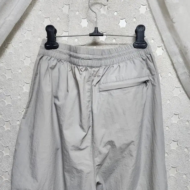 [BUNJANG] Kangol Jogger Pants (Unisex) - Size 95-100 / 캉골 우븐 조거팬츠 공용95~100
