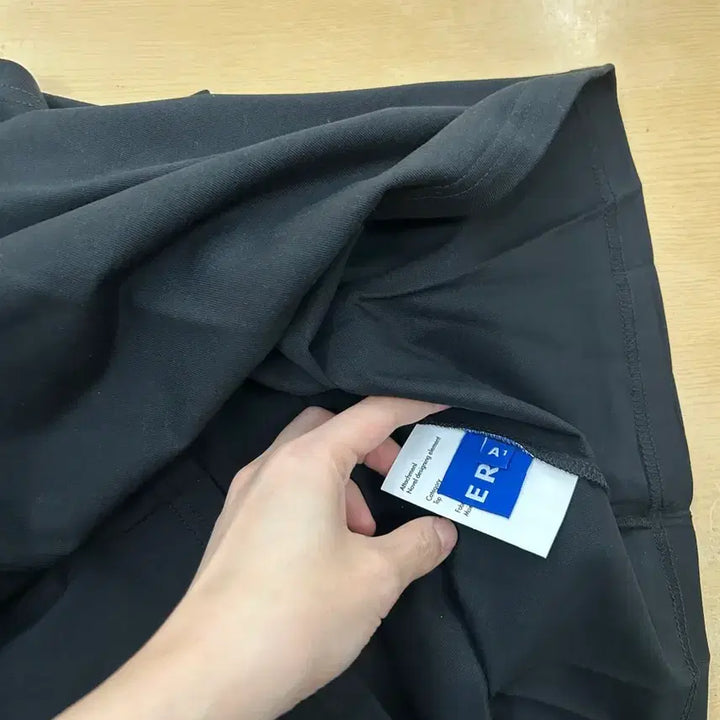 [BUNJANG] Ader Error A1 Black T-shirt / (새상품) A1사이즈 아더에러 폼 반팔티셔츠 검정 정품