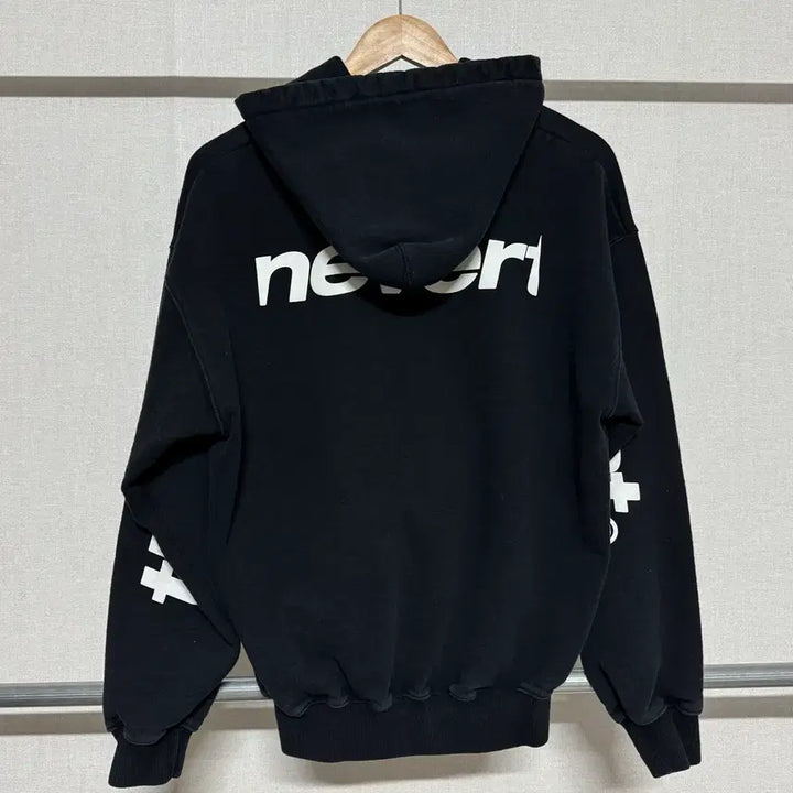[SOLD OUT] 디스이즈네버댓 후드티 M